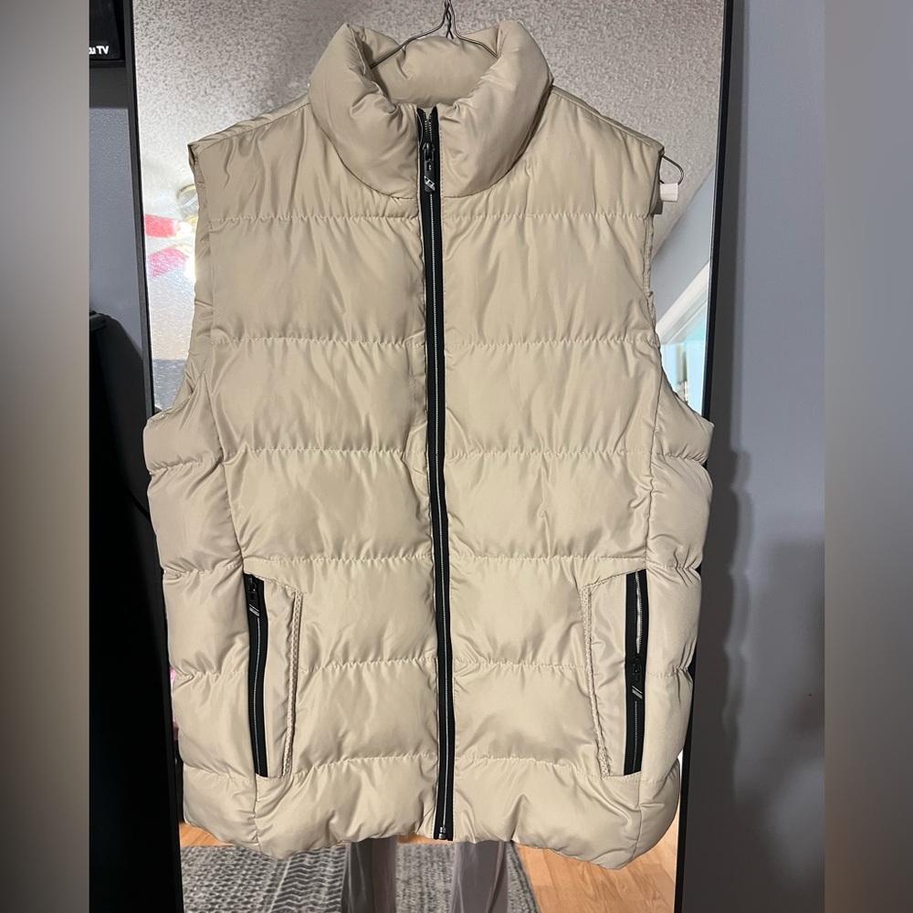 Men’s Puffer Zip-up Vest (Cream)